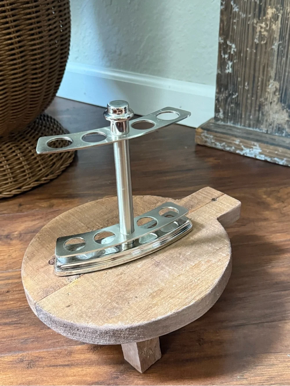 Vintage Metal Art Deco Toothbrush Holder Silver